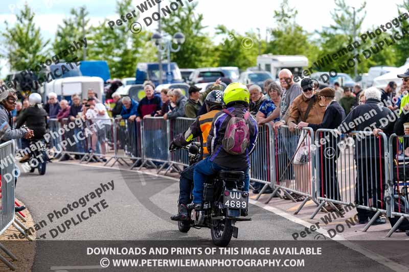 Vintage motorcycle club;eventdigitalimages;no limits trackdays;peter wileman photography;vintage motocycles;vmcc banbury run photographs